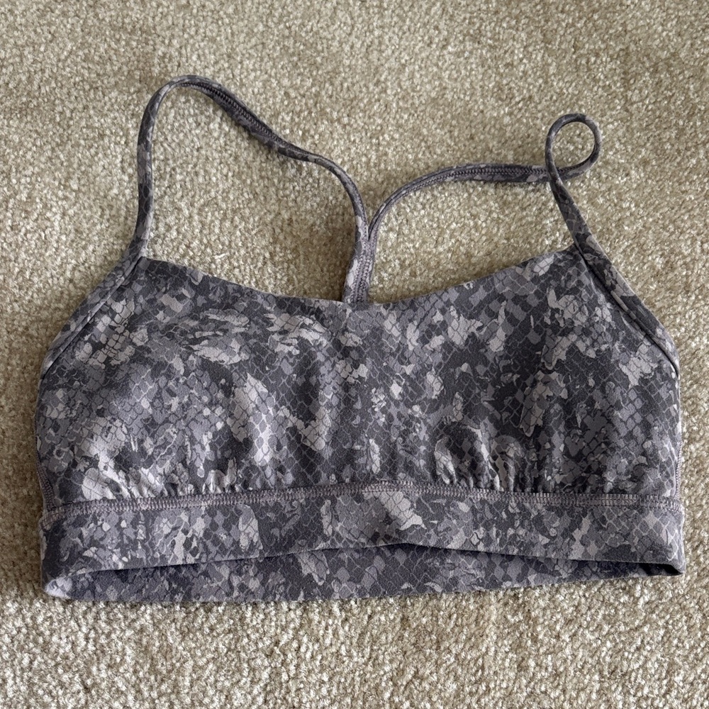 Lululemon power y bra size 6